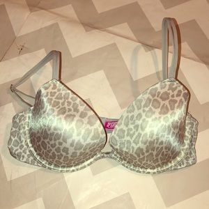 COPY - Victoria Secret PINK Cheetah Bra 36C